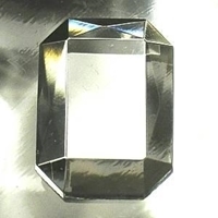 Picture of J30  25mm x 18mm Clear octagon 