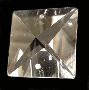 Picture of P26H  26mm crystal clear square pendant.