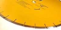 Picture of DW73  18IN Silver Brazed Segmented Saw Blade for Concrete & Marble. "Sandwiched" Blade for "Quieter" Cutting 