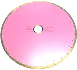 Picture of DW73P 18IN "Silent" Silver Brazed Segmented Saw Blade for Marble & Concrete  