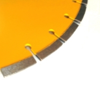 18" Segmented Circular Saw Blade DL632 Laser Welded for Marble. Skilsaw, table saw and tile saw. alternate closeup edge view