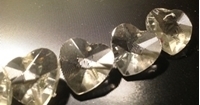 Picture of P22A  16mm Crystal Heart with mount hole center top