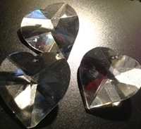 Picture of P22J  40mm crystal heart with mount hole center top