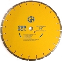 Picture of DW110 14-in. Sintered segmented saw blade for concrete