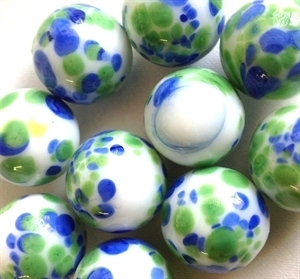 Picture of MJ3226FB HANDMADE 16MM White w/blue and green spots, set of 10