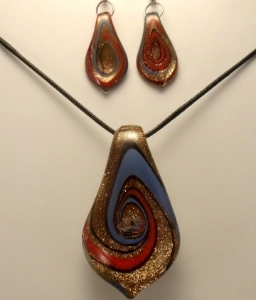 Picture of GP2 Hand Made Fused Glass Jewelry Set-Leaf