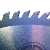 TC1080NP-10in-80T-saw-blade-for-circular-table-chop-saws-teeth-closeup